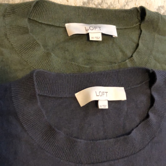 Lot of 2 lightweight batwing sweaters. - Picture 2 of 2